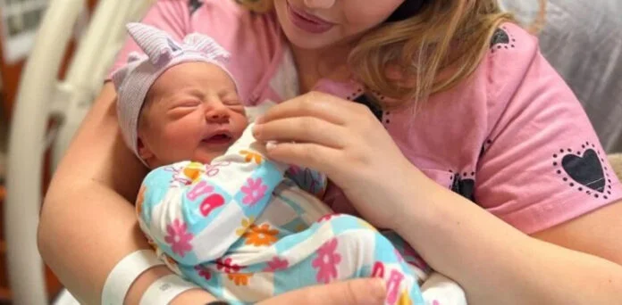 child-birth-696x342 (1)