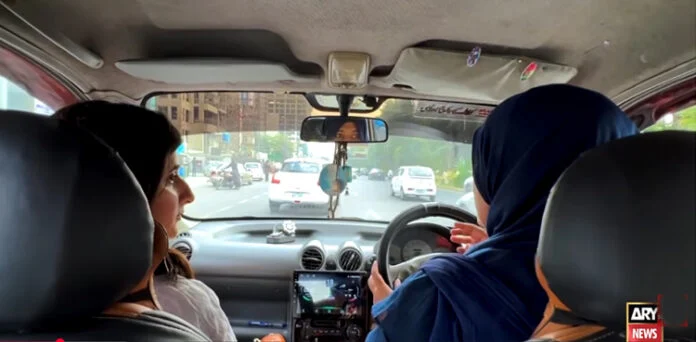 online-Taxi-696x342