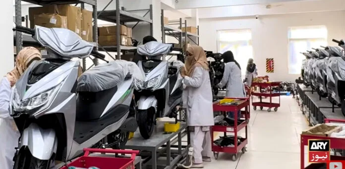 E-Bikes-696x342