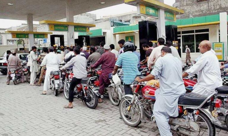 وزیراعظم کی فیول ریلیف سکیم کامیابی سے جاری، 75 لاکھ شہری فائدہ اٹھا چکے